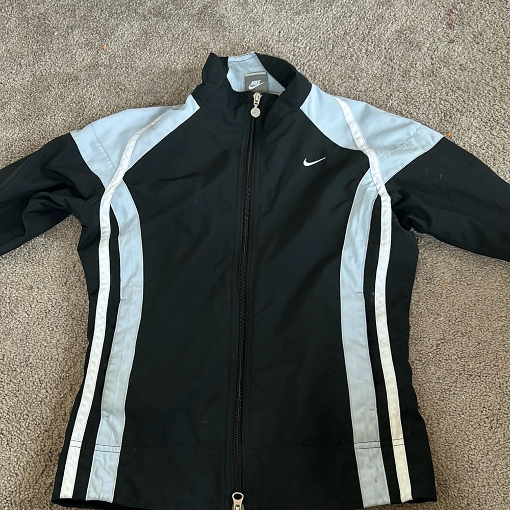 Nike Windbreaker Full Zip Women's Jacket size small. Black Blue